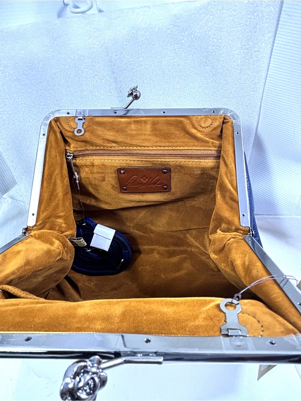 Patricia Nash Sofia Frame C/B. Rugged Natural Grain Leather. Denim Blue. - Picture 16 of 17
